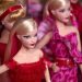Desainer Busana Boneka Barbie Tutup Usia