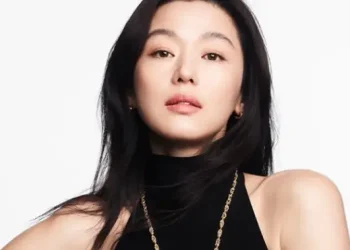 Resep Mi Dingin Korea Segar dan Menyehatkan ala Jun Ji Hyun
