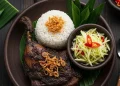 Resep Bebek Bumbu Hitam dan Sambal Mangga Rasa Khas Madura yang Lezat