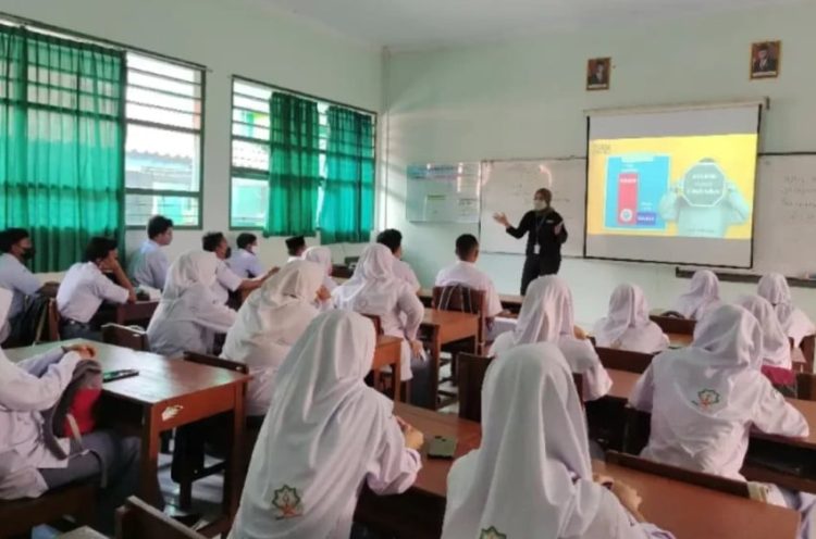 Kemenag DKI Jakarta Instruksikan Madrasah untuk Belajar Daring per 1 September 2025