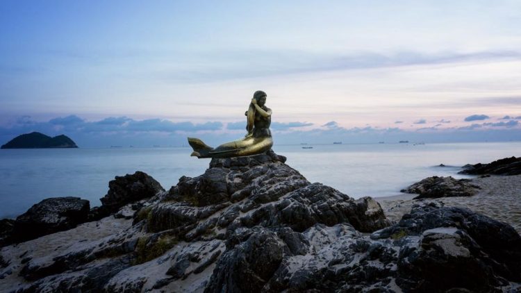 Patung Putri Duyung yang Dipindah-pindah Picu Polemik di Lokasi Baru