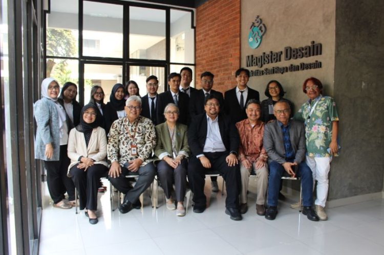 Rektor menjadi penguji tamu sidang tesis di Universitas Trisakti