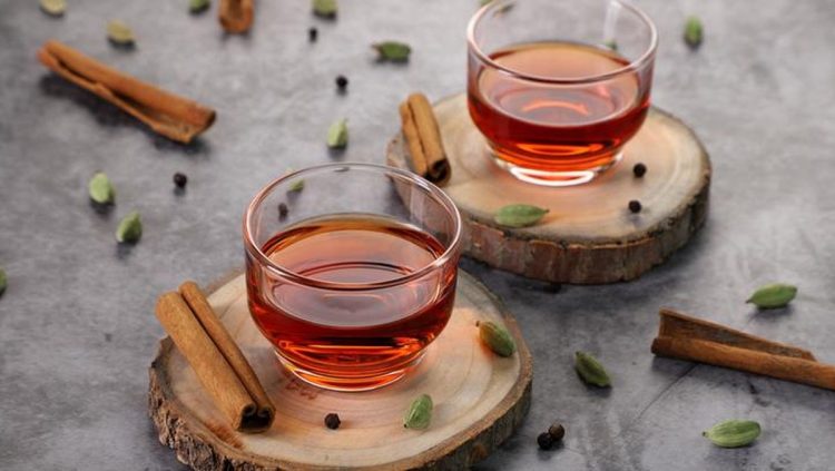 Manfaat Air Rebusan Kayu Manis untuk Kesehatan yang Luar Biasa