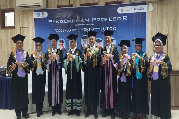 Wujudkan Pendidikan Berkualitas dengan Pengukuhan 10 Guru Besar di UT
