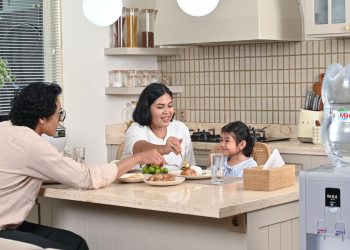 Air Mineral Galon Terbaik Pilihan Bunda untuk Keluarga dan Kategori Unggul Le Minerale