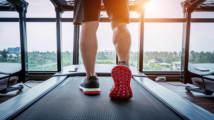 Jalan Santai 12-3-30 di Treadmill, Manfaat dan Risiko bagi Kesehatan Tubuh