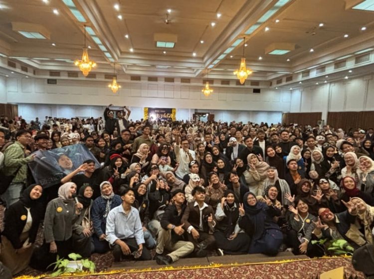 EPLC Rayakan 13 Tahun dengan 30.000 Alumni Bahasa Inggris