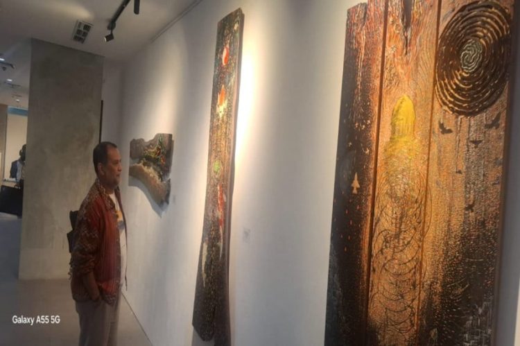 Pameran Distrak #4 dan Kriya Kini #6 di TIM dengan Tema Distraksi dan Kemanusiaan