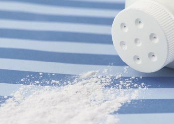 Bedak Tabur Tidak Direkomendasikan untuk Bayi, Inilah Sebabnya