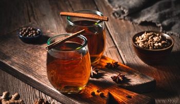 7 Minuman Ini Ampuh Memperlancar Haid Secara Alami