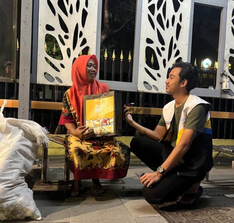 Mahasiswa ITS Buka Warkop dan Ciptakan Pelatihan Gratis Pasca Wisuda