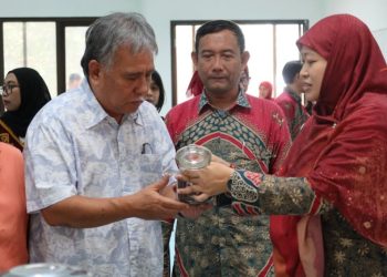 Kunjungan Walikota Cadiz City Filipina ke UNEJ untuk Belajar Penanaman dan Pengolahan Kopi