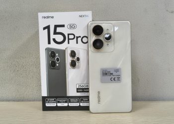 Uji Coba HP Tipis 5G Dengan Baterai 7000 mAh dan Fitur Edit Foto Suara