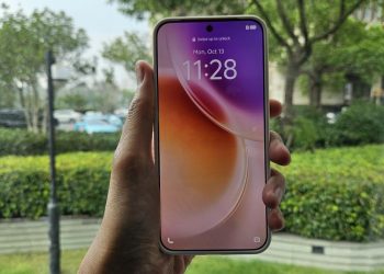 Vivo X300 Meluncur di Shanghai, Andalkan Kamera 200MP ZEISS dan Chip Dimensity 9500