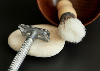 6 Alat Cukur Kumis dan Jenggot Pilihan Elektrik dan Mini