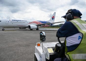 Turis Dapat Terbang Gratis ke Destinasi di Malaysia dengan Transit di KL