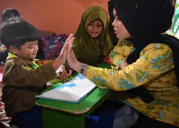 Tunjangan Guru Honorer Meningkat Menjadi Rp400.000 Tahun Depan Langsung Masuk Rekening