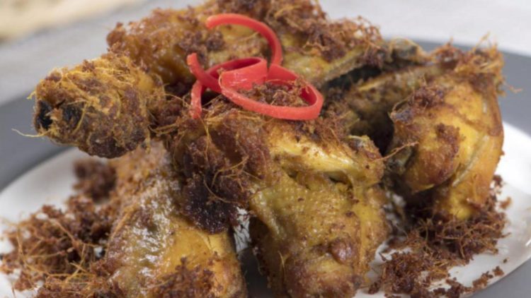 Resep Ayam Goreng Lengkuas Bumbu Kuning yang Bikin Nagih