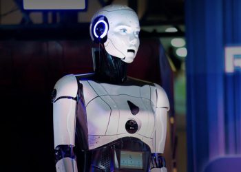 Robot Humanoid AI Buatan Anak Bangsa Menjadi Petugas Layanan Pelanggan di Mal