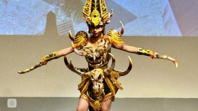 Salma Anggita Menangis Haru Bawa Kostum Budaya Tana Toraja ke Miss Cosmo 2025 Top 17