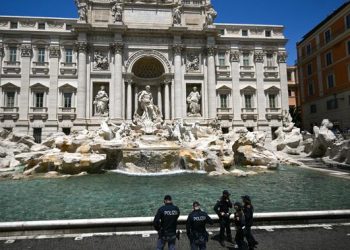 Pengunjung Air Mancur Trevi Roma Akan Dikenakan Biaya Rp39 Ribu Mulai 1 Februari 2026