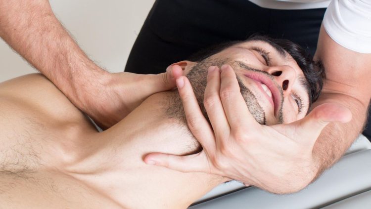 Terapi Chiropractic dan Hubungannya dengan Risiko Stroke Penjelasan Lengkap