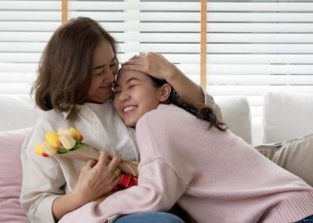 50 Ucapan Selamat Hari Ibu 2025 Singkat dan Menyentuh Hati