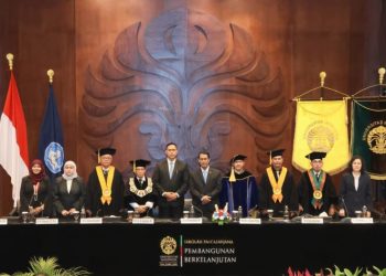 Dirut Bulog Raih Gelar Doktor di UI Perkuat Sektor Pangan dengan Ilmu Strategis