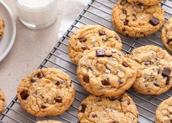 Makanan yang Harus Dihindari di Usia 40-an agar Tetap Awet Muda